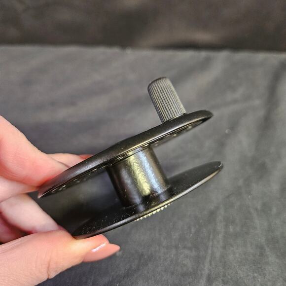 Cabela's Cahill 2 Spare Spool Fishing Reel Size 1 Fly Fishing Sporting Goods - Picture 5 of 5